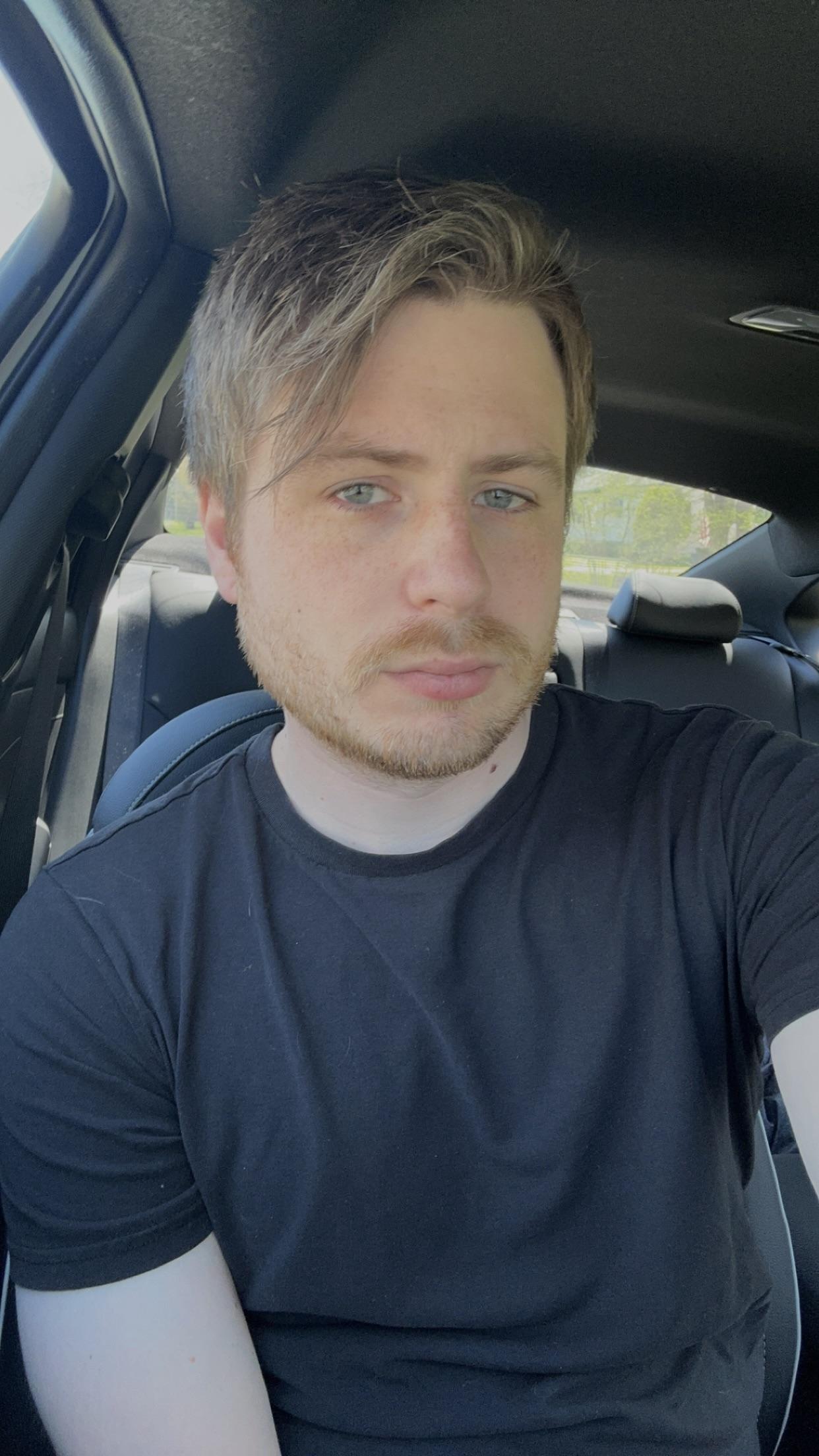 <em>John-New York</em>